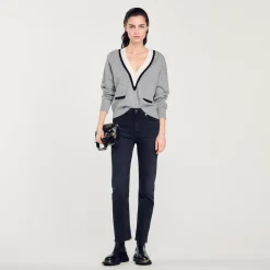 Femme SANDRO Pull à Col V Profond Contrasté